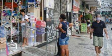 Faturamento de quatro a cada dez pequenos negócios aumentou em agosto Faturamento de quatro a cada dez pequenos negócios aumentou em agosto