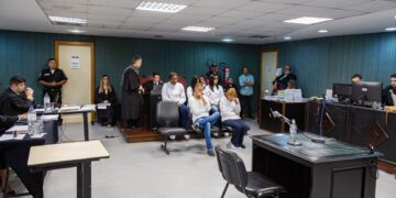 Flordelis é condenada a 50 anos de prisão por assassinato do marido