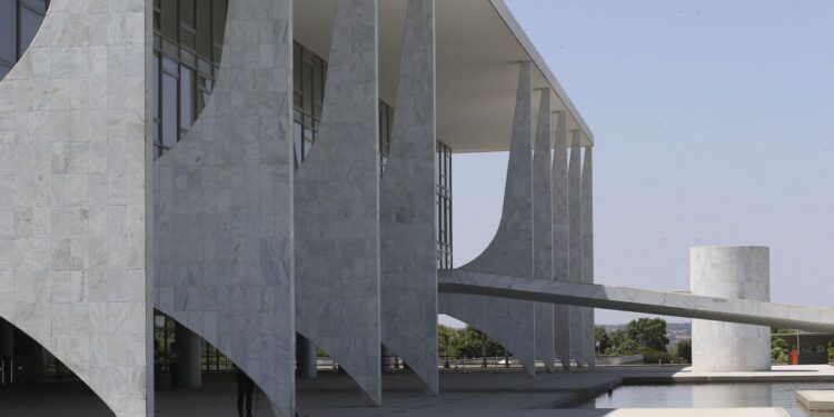 Como funciona a transição de governo Como funciona a transição de governo