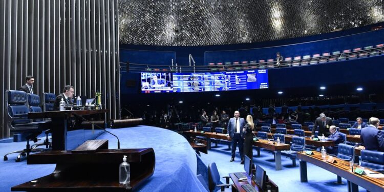 Senado aprova PL que facilita localização de doadores de medula óssea Senado aprova PL que facilita localização de doadores de medula óssea