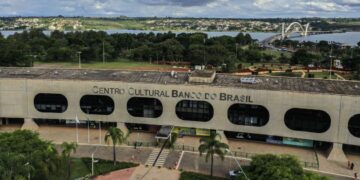 Transição foi a mais participativa e econômica, diz Lula