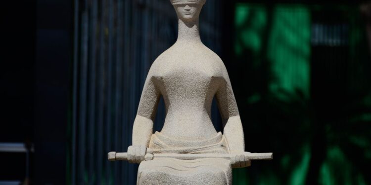 STF confirma proibição de reeleições ilimitadas para mesa legislativa