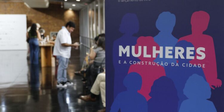 Rio lança livro sobre urbanistas que trabalharam na formação da cidade Rio lança livro sobre urbanistas que trabalharam na formação da cidade