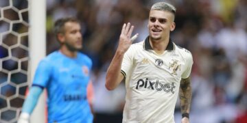 Vasco supera Nova Iguaçu por 2 a 0 no Mané Garrincha Vasco supera Nova Iguaçu por 2 a 0 no Mané Garrincha