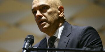 Moraes: tentaram me dar um cartão vermelho, mas o VAR não permitiu Moraes: tentaram me dar um cartão vermelho, mas o VAR não permitiu