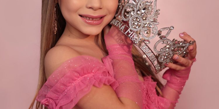 Paraense Agatha Bombana, de 6 anos, vence Baby Miss Brasil Paraense Agatha Bombana, de 6 anos, vence Baby Miss Brasil