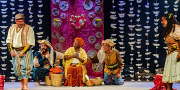 Coletivo teatral da baixada fluminense celebra 27 anos de trajetória na estrada 