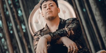 Marc Yann estreia o novo single “Profano” acompanhado de videoclipe no YouTube Marc Yann estreia o novo single “Profano” acompanhado de videoclipe no YouTube