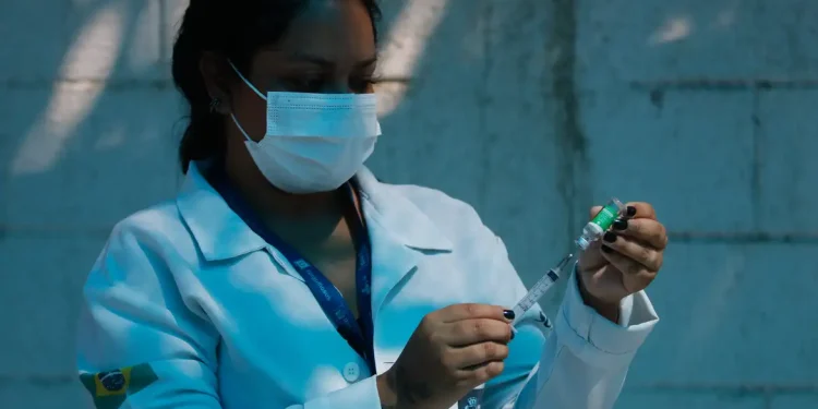 PEC pode garantir reajuste do piso da enfermagem PEC pode garantir reajuste do piso da enfermagem