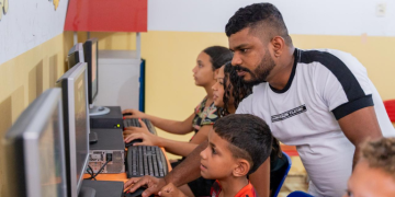 FUST: Ministério das Comunicações repassa R$ 893 milhões ao BNDES para financiar projetos de inclusão digital FUST: Ministério das Comunicações repassa R$ 893 milhões ao BNDES para financiar projetos de inclusão digital