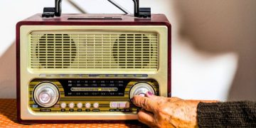 Rádios comunitárias: interessados na operação têm até 14 de março para enviar propostas ao Ministério das Comunicações Rádios comunitárias: interessados na operação têm até 14 de março para enviar propostas ao Ministério das Comunicações