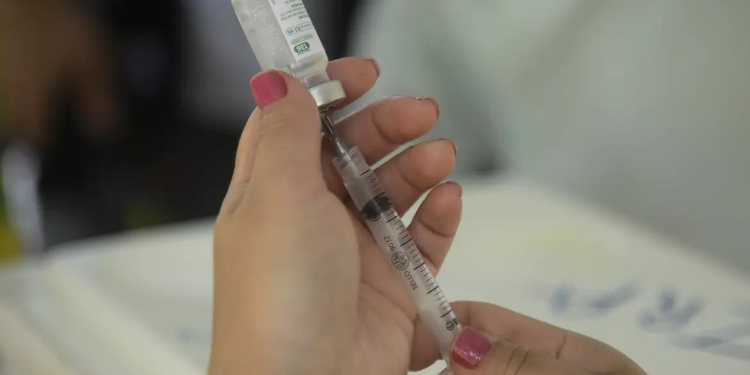 Síndrome respiratória: casos graves aumentam com volta às aulas Síndrome respiratória: casos graves aumentam com volta às aulas