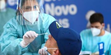 Covid-19: casos recuam 5,09% até 15 de março, na comparação com semana anterior Covid-19: casos recuam 5,09% até 15 de março, na comparação com semana anterior