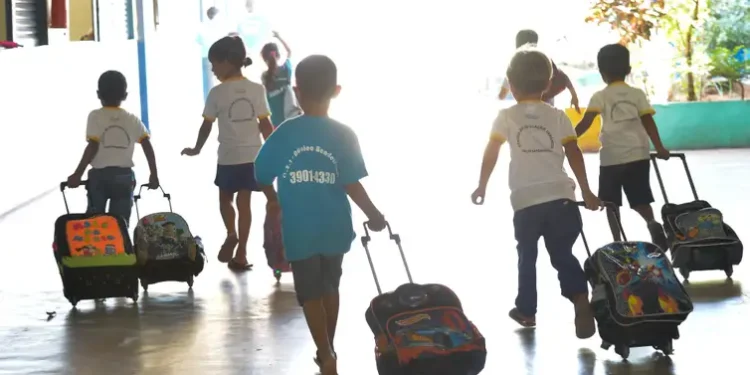 Educação infantil: 35% dos municípios com filas de espera em creches não adotam critérios de priorização Educação infantil: 35% dos municípios com filas de espera em creches não adotam critérios de priorização