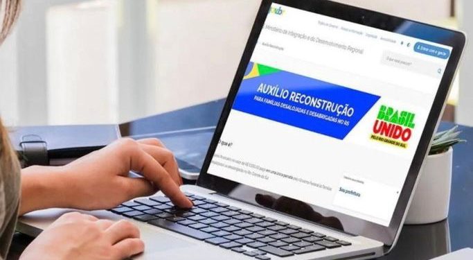 Auxílio Reconstrução: benefício poderá ser dado a famílias que ficaram em abrigos públicos e ainda não foram contempladas Auxílio Reconstrução: benefício poderá ser dado a famílias que ficaram em abrigos públicos e ainda não foram contempladas