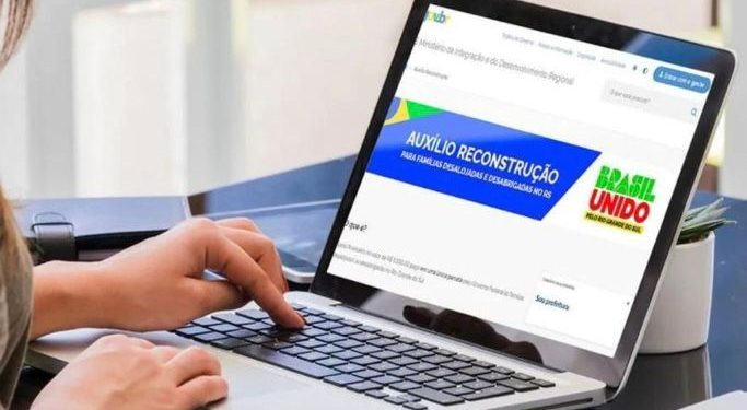 Auxílio reconstrução: Governo Federal cria mecanismo para ajudar na correção de cadastros Auxílio reconstrução: Governo Federal cria mecanismo para ajudar na correção de cadastros
