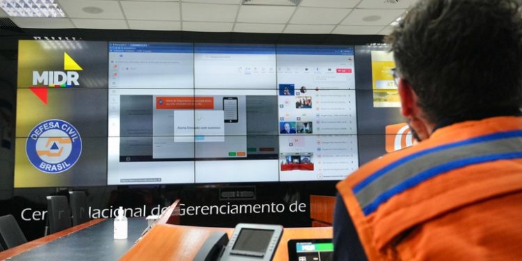 Defesa Civil Alerta: avisos já foram emitidos em Petrópolis (RJ), Vitória (ES) e Campinas (SP) Defesa Civil Alerta: avisos já foram emitidos em Petrópolis (RJ), Vitória (ES) e Campinas (SP)