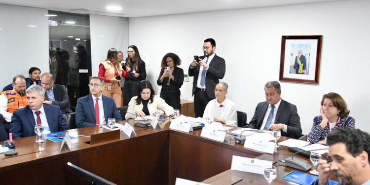 Força-tarefa para amenizar impactos da estiagem na Amazônia e Pantanal