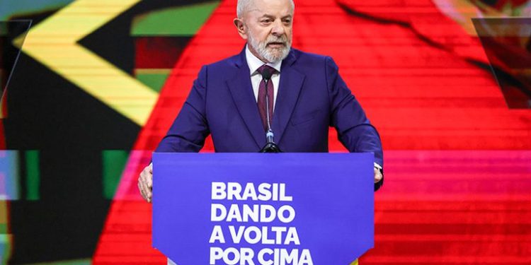 Governo anuncia ampliação do MCMV e antecipação do 13º de aposentados do INSS Governo anuncia ampliação do MCMV e antecipação do 13º de aposentados do INSS