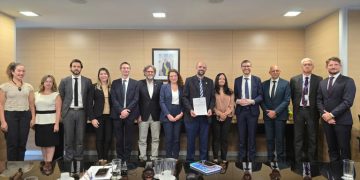 MIDR avança na parceria com a Agência Francesa de Desenvolvimento para financiamento nos fundos regionais MIDR avança na parceria com a Agência Francesa de Desenvolvimento para financiamento nos fundos regionais