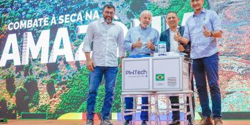 Ministro Waldez Góes defende mais diálogo entre governos no combate à seca extrema Ministro Waldez Góes defende mais diálogo entre governos no combate à seca extrema