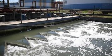 SANEAMENTO: apenas 3% da população do Espírito Santo mora em municípios com contratos irregulares de prestação de serviços básicos SANEAMENTO: apenas 3% da população do Espírito Santo mora em municípios com contratos irregulares de prestação de serviços básicos