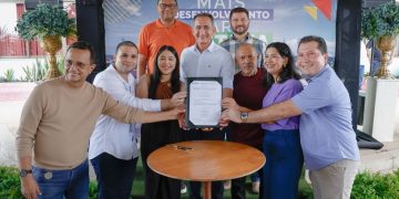 Santana (AP) recebe equipamentos para açaicultura e investimento em infraestrutura Santana (AP) recebe equipamentos para açaicultura e investimento em infraestrutura