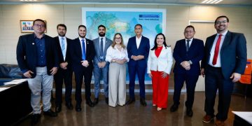 Waldez Góes defende modelo de desenvolvimento específico para a Amazônia Waldez Góes defende modelo de desenvolvimento específico para a Amazônia