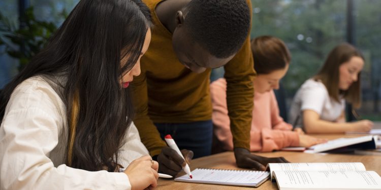 Isenção do Enem 2025: prazo para recurso vai até dia 16; veja como consultar e próximos passos Isenção do Enem 2025: prazo para recurso vai até dia 16; veja como consultar e próximos passos