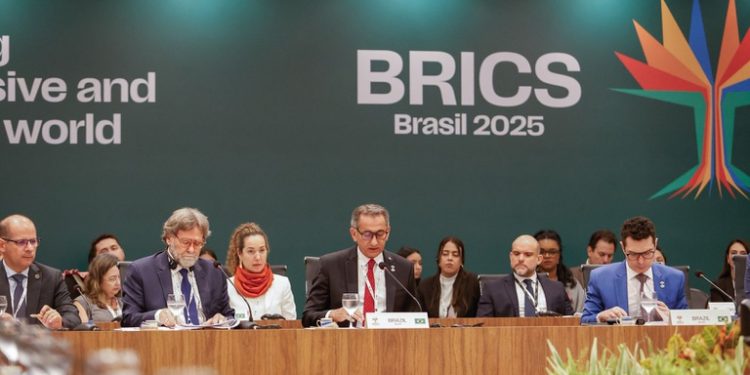 Ministros do BRICS aprovam plano conjunto para gestão de desastres até 2028