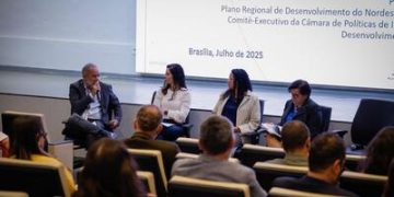Governo Federal avança na construção de Agenda de Desenvolvimento para o Vale do Jequitinhonha (MG) Governo Federal avança na construção de Agenda de Desenvolvimento para o Vale do Jequitinhonha (MG)
