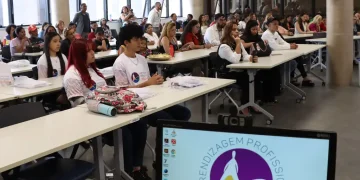 Jovem Aprendiz é destaque em podcast da CNI sobre formação, inclusão e mercado de trabalho