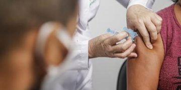 PERNAMBUCO: Mobilização pretende vacinar 3,9 milhões de pessoas contra a gripe no estado PERNAMBUCO: Mobilização pretende vacinar 3,9 milhões de pessoas contra a gripe no estado