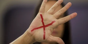 Recife lidera ranking de feminicídios com arma de fogo no país Recife lidera ranking de feminicídios com arma de fogo no país