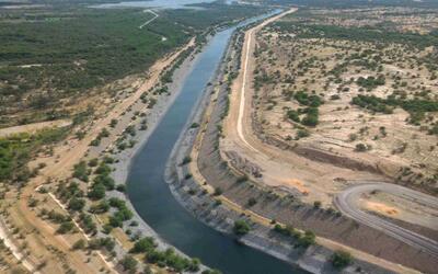 Eixos Norte e Leste da Transposição do São Francisco levam água a mais de 12 milhões de nordestinos Eixos Norte e Leste da Transposição do São Francisco levam água a mais de 12 milhões de nordestinos
