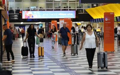 Malha aérea encolhe 15% em dois anos, mesmo com recorde de passageiros Malha aérea encolhe 15% em dois anos, mesmo com recorde de passageiros