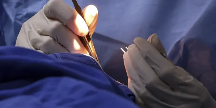 SUS terá 899 novas unidades e reforço de 322 médicos especialistas SUS terá 899 novas unidades e reforço de 322 médicos especialistas