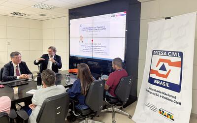 Brasil busca conhecimento para melhorar reconstrução no pós-desastre Brasil busca conhecimento para melhorar reconstrução no pós-desastre