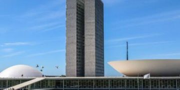 Campanha “Eu sou pela micro e pequena empresa” reforça cobrança pelo reajuste do Simples Nacional no Congresso Campanha “Eu sou pela micro e pequena empresa” reforça cobrança pelo reajuste do Simples Nacional no Congresso