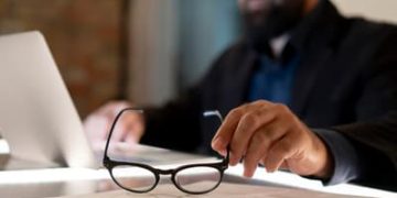 Câmara aprova política nacional de linguagem simples para órgãos públicos Câmara aprova política nacional de linguagem simples para órgãos públicos