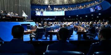 Comissão vota limite de endividamento de municípios na terça (28)