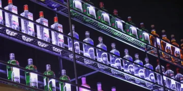 Crise do metanol leva governo a formar comitê de emergência com setor de bebidas Crise do metanol leva governo a formar comitê de emergência com setor de bebidas