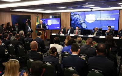 Governo anuncia mais de R$ 170 milhões pelo Programa Município Mais Seguro; Guardas municipais serão reforçadas Governo anuncia mais de R$ 170 milhões pelo Programa Município Mais Seguro; Guardas municipais serão reforçadas