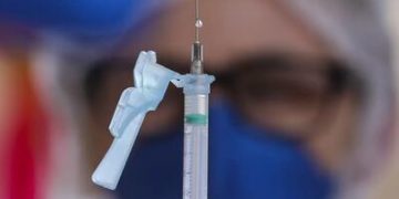 InfoGripe: casos de SRAG por Covid-19 aumentam em cinco estados InfoGripe: casos de SRAG por Covid-19 aumentam em cinco estados