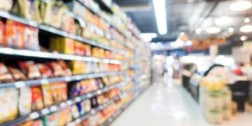 Maioria dos novos produtos lançados no Brasil é ultraprocessada, aponta Ministério da Saúde