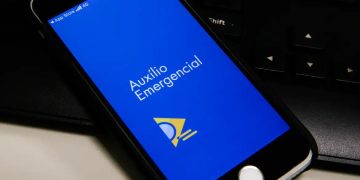 Mais de 177 mil famílias terão que devolver Auxílio Emergencial recebido indevidamente Mais de 177 mil famílias terão que devolver Auxílio Emergencial recebido indevidamente