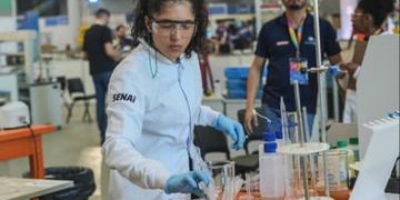 SENAI está com mais de 52 mil vagas abertas em cursos presenciais e a distância; confira oportunidades por estado SENAI está com mais de 52 mil vagas abertas em cursos presenciais e a distância; confira oportunidades por estado