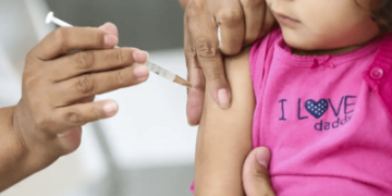 Vacinação: 6,8 mi de doses serão distribuídas para reforçar cobertura entre crianças e adolescentes Vacinação: 6,8 mi de doses serão distribuídas para reforçar cobertura entre crianças e adolescentes