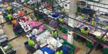 Produção do setor têxtil aumenta 18%, com redução de 70% das emissões de CO₂, em 20 anos Produção do setor têxtil aumenta 18%, com redução de 70% das emissões de CO₂, em 20 anos