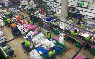 Produção do setor têxtil aumenta 18%, com redução de 70% das emissões de CO₂, em 20 anos Produção do setor têxtil aumenta 18%, com redução de 70% das emissões de CO₂, em 20 anos